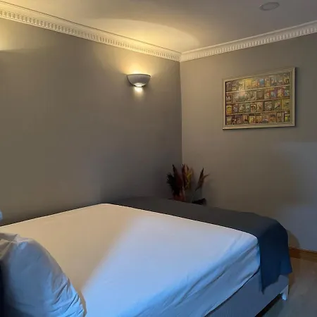Perahomes Attic *
